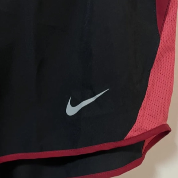 XXL Dri-Fit Nike Running Shorts - Picture 3 of 5